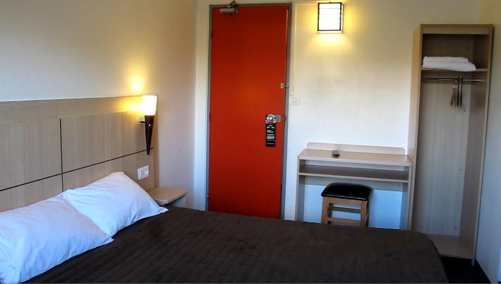 Hotel Class'Eco Courcouronnes 외부 사진