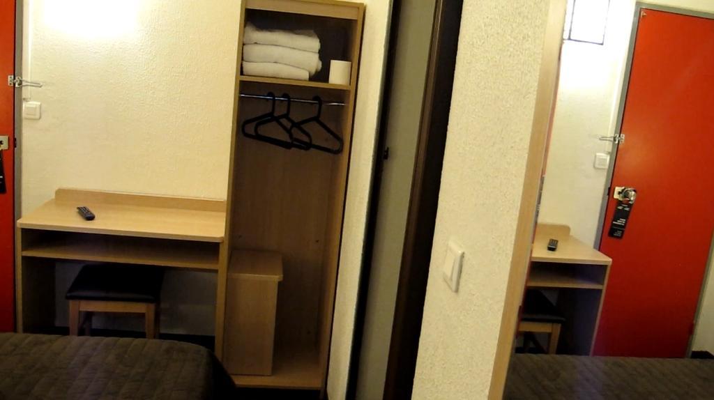 Hotel Class'Eco Courcouronnes 외부 사진
