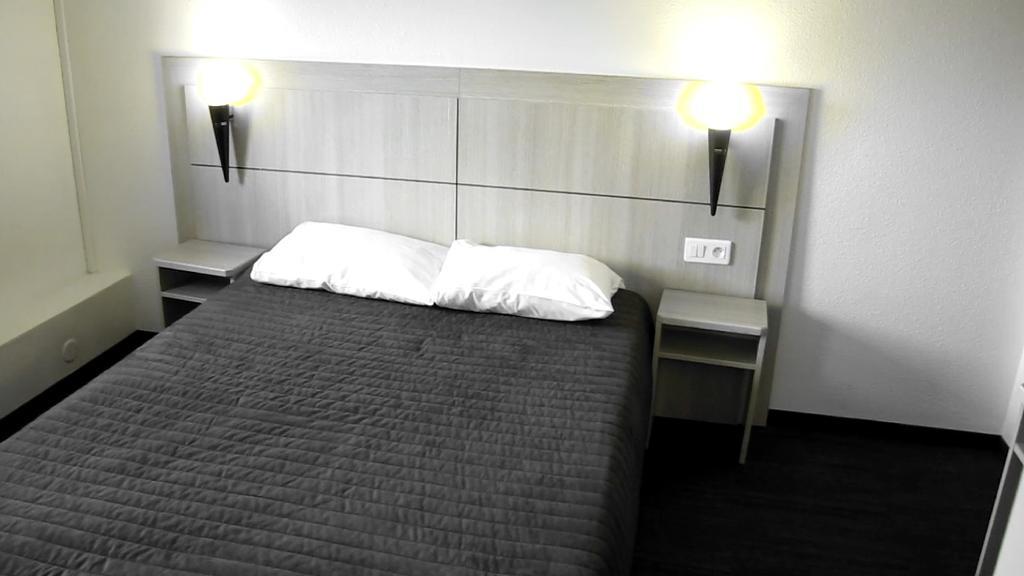 Hotel Class'Eco Courcouronnes 외부 사진